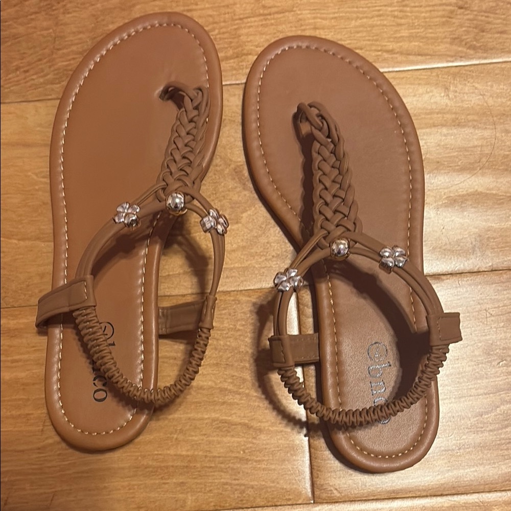 Brown Braided Sandals with Floral Accents